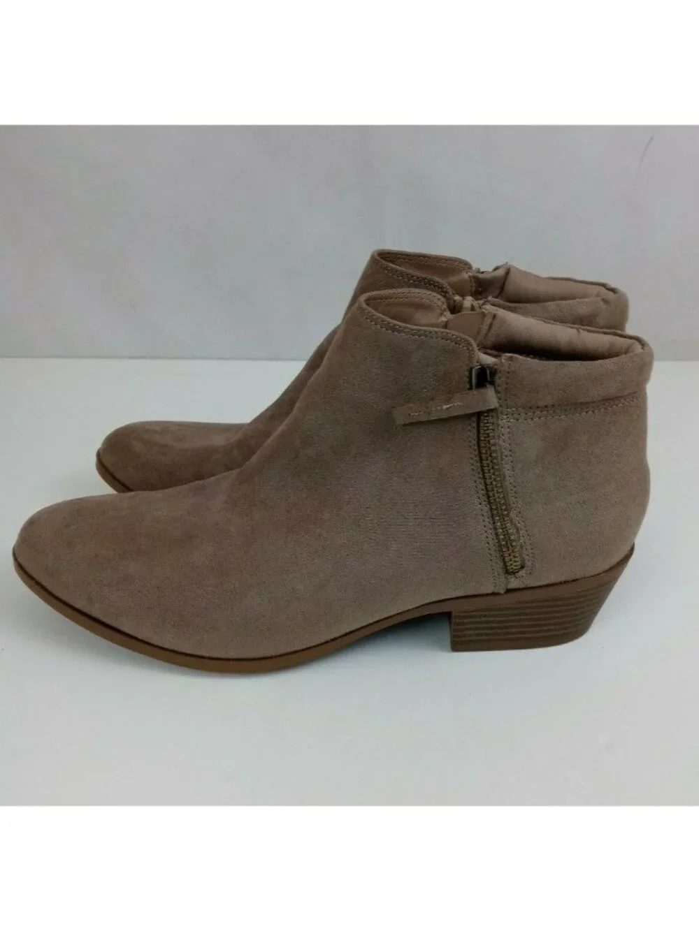 Mossimo Tan Faux Suede Double Side Zip Ankle Boots Size 9.5